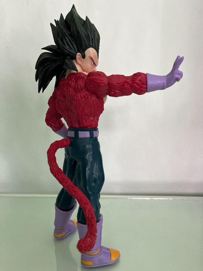 Vegeta Xeno SSJ4