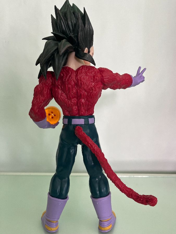 Vegeta Xeno SSJ4