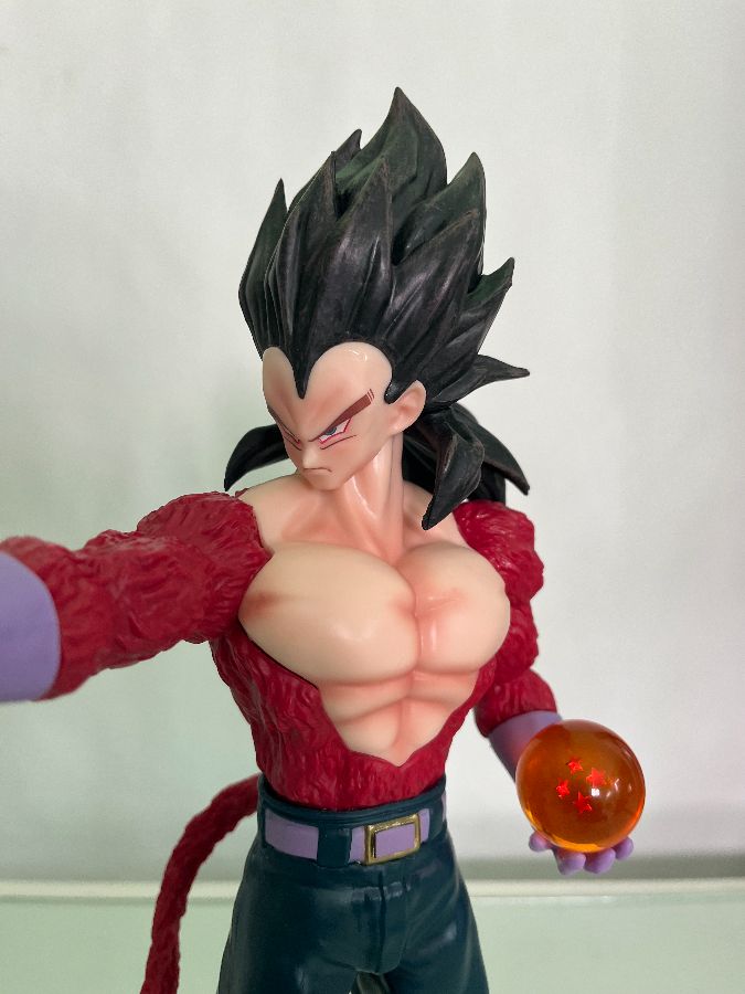 Vegeta Xeno SSJ4