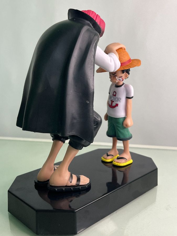luffy vs shanks